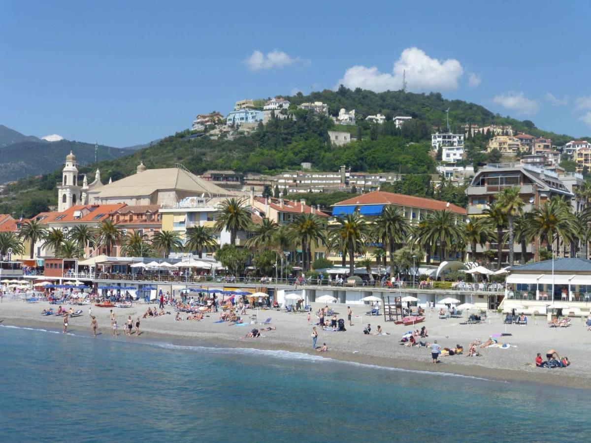 Fornaci 9 Rivieraholiday بيترا ليغوري المظهر الخارجي الصورة